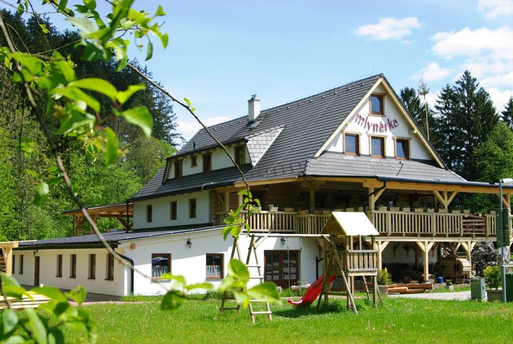 Penzion Mlynarka Rajecké Teplice エクステリア 写真